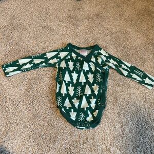 Hanna Andersson Green Trees Bodysuit 12-18 Mo